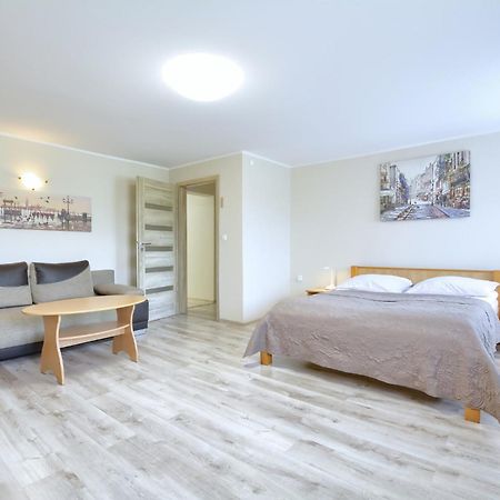 Apartamenty Sloneczne Wzgorze Kudowa Zdroj Luaran gambar