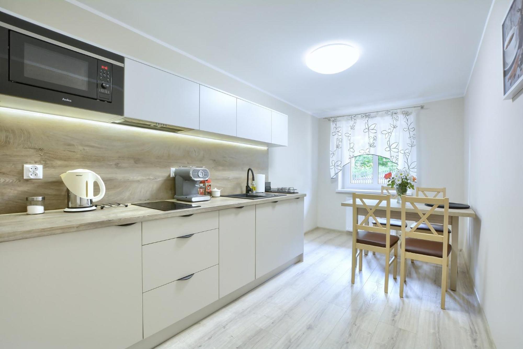 Apartamenty Sloneczne Wzgorze Kudowa Zdroj Luaran gambar